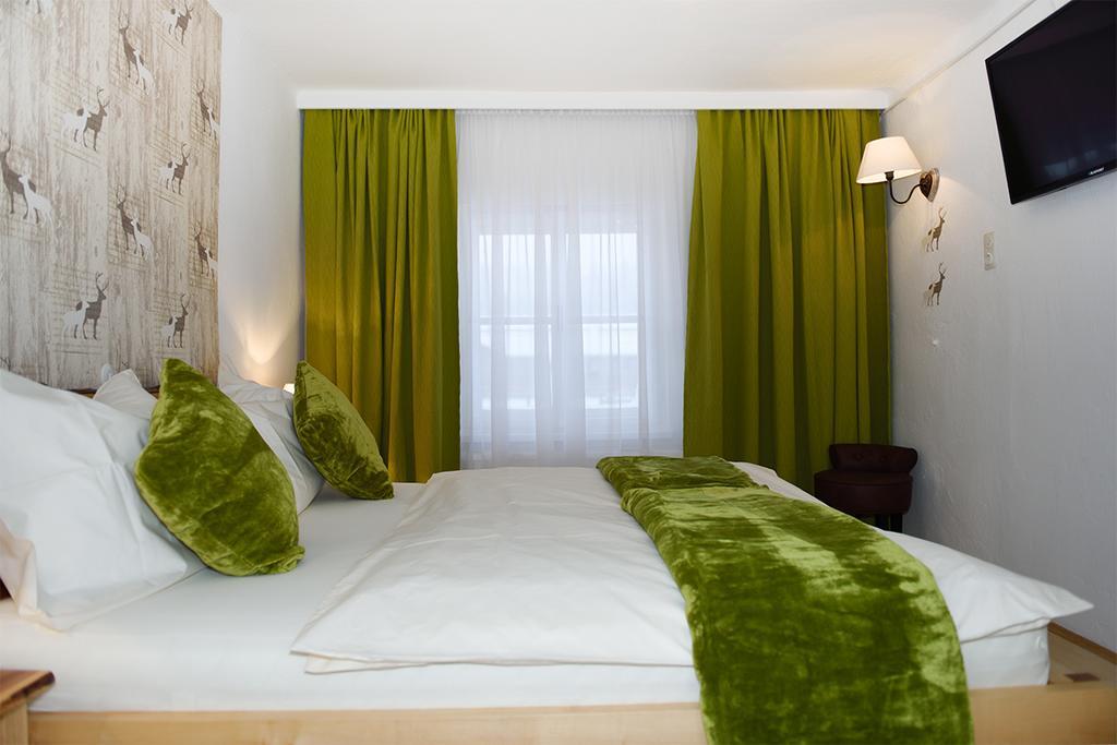 Alpenblick Apartment *