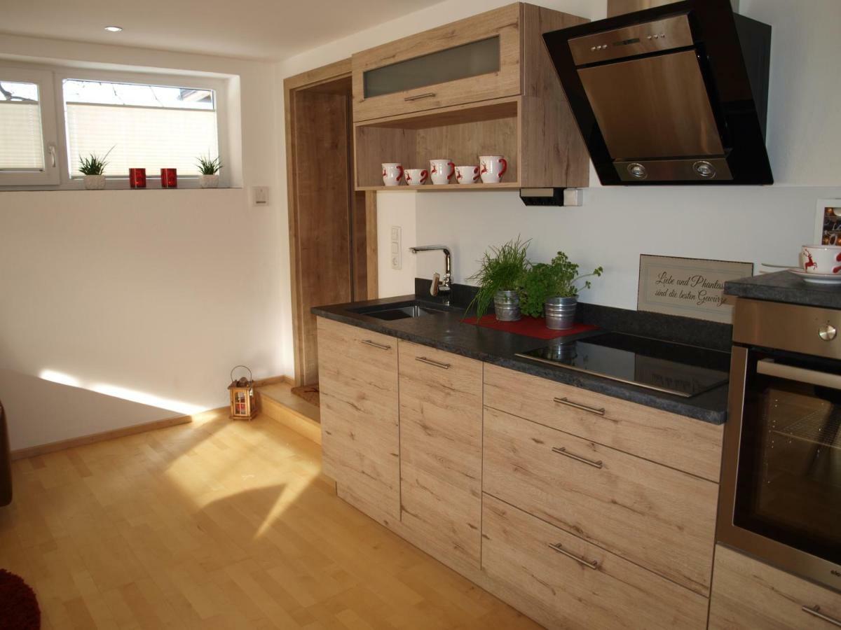 Alpenblick Apartment *